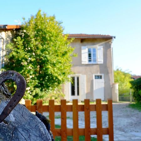 Le Gite Des Sureaux Rarécourt Exterior foto
